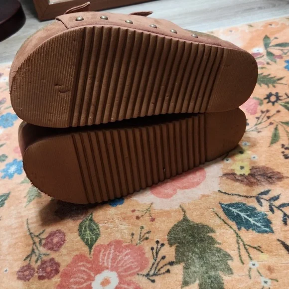 Buckle Cork Sandals - Picture 5 of 7